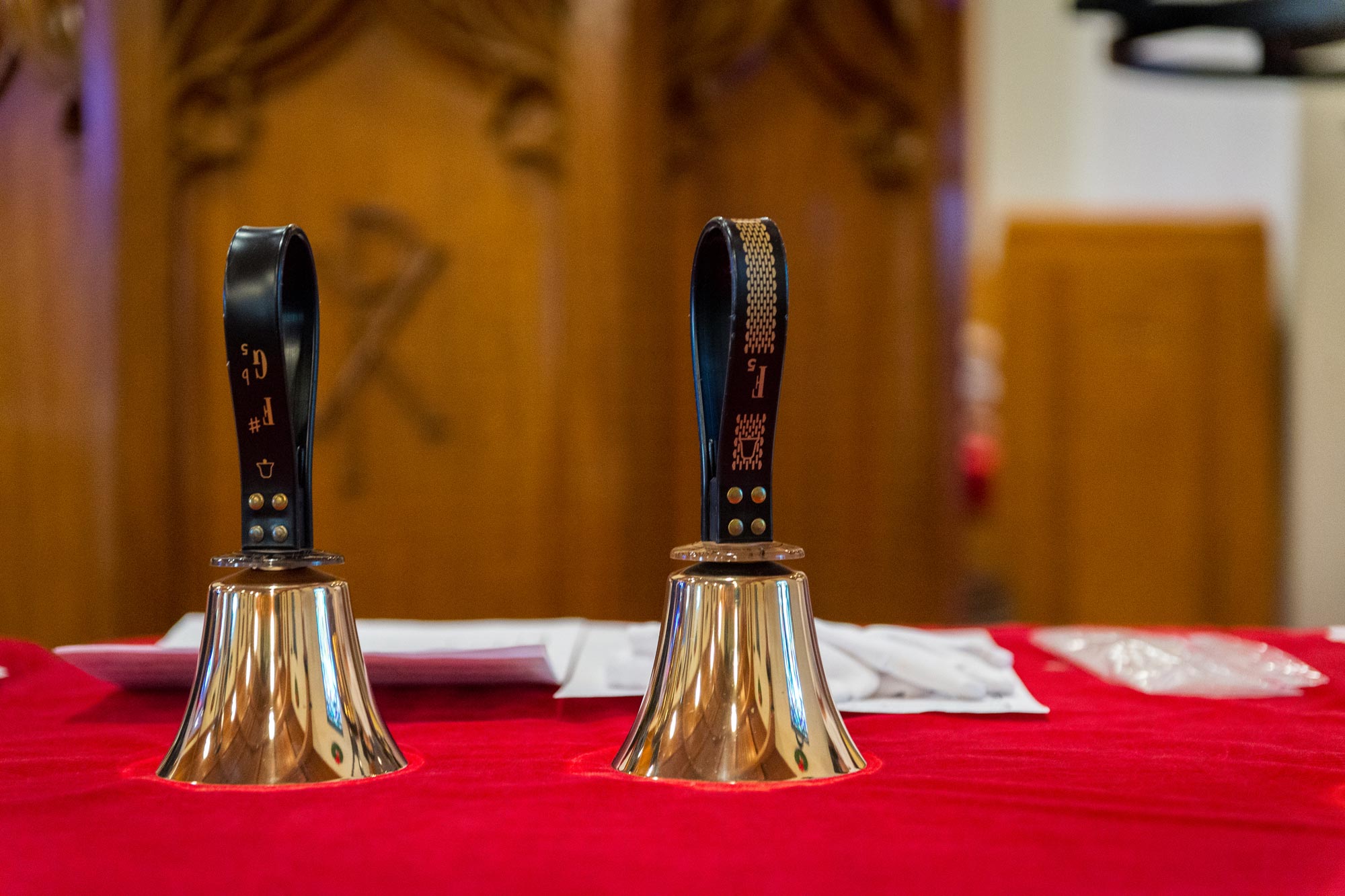 English Handbells vs. American Handbells A Breakdown